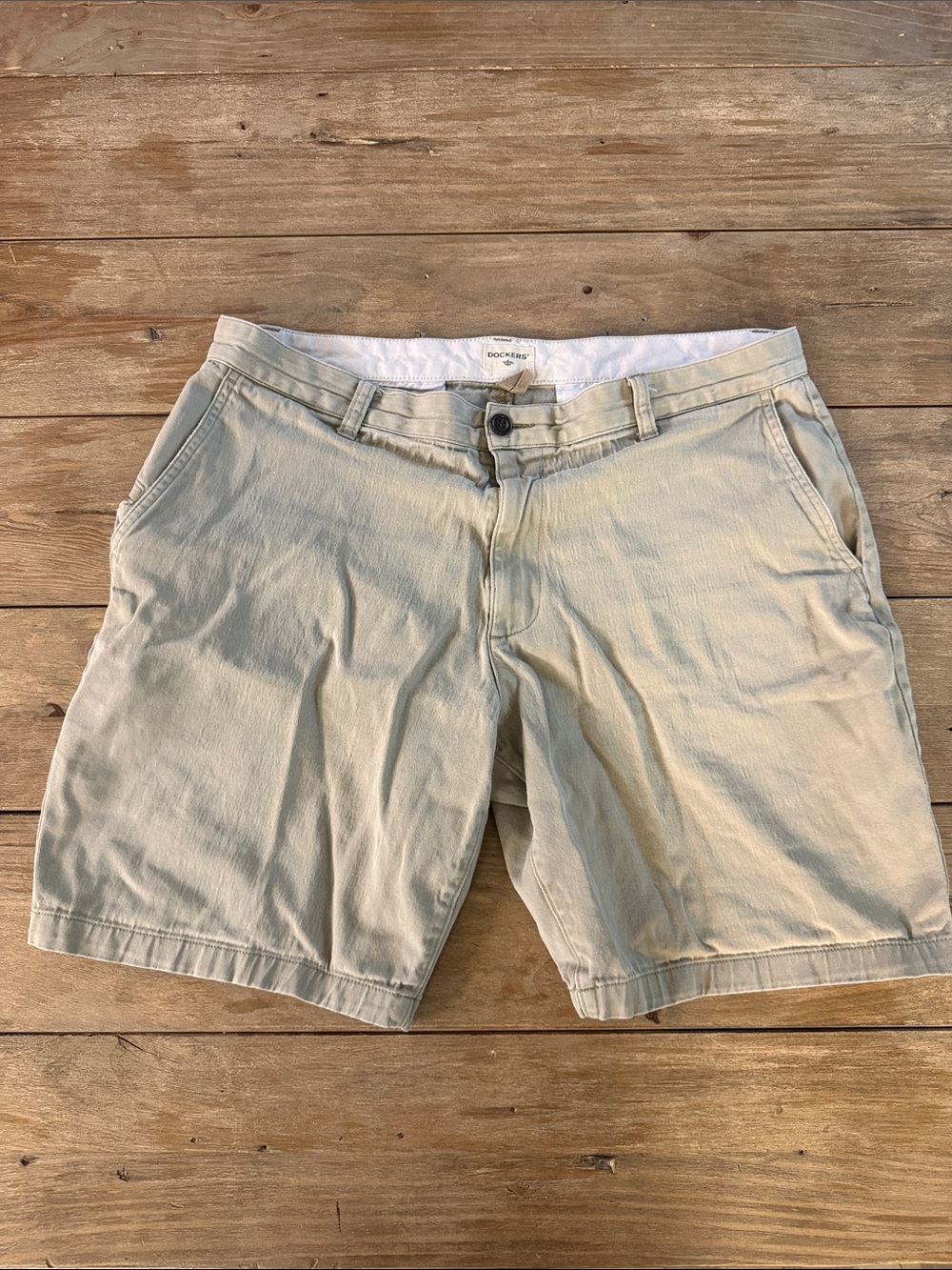 Dockers Men's Flat Front Shorts - Light Khaki